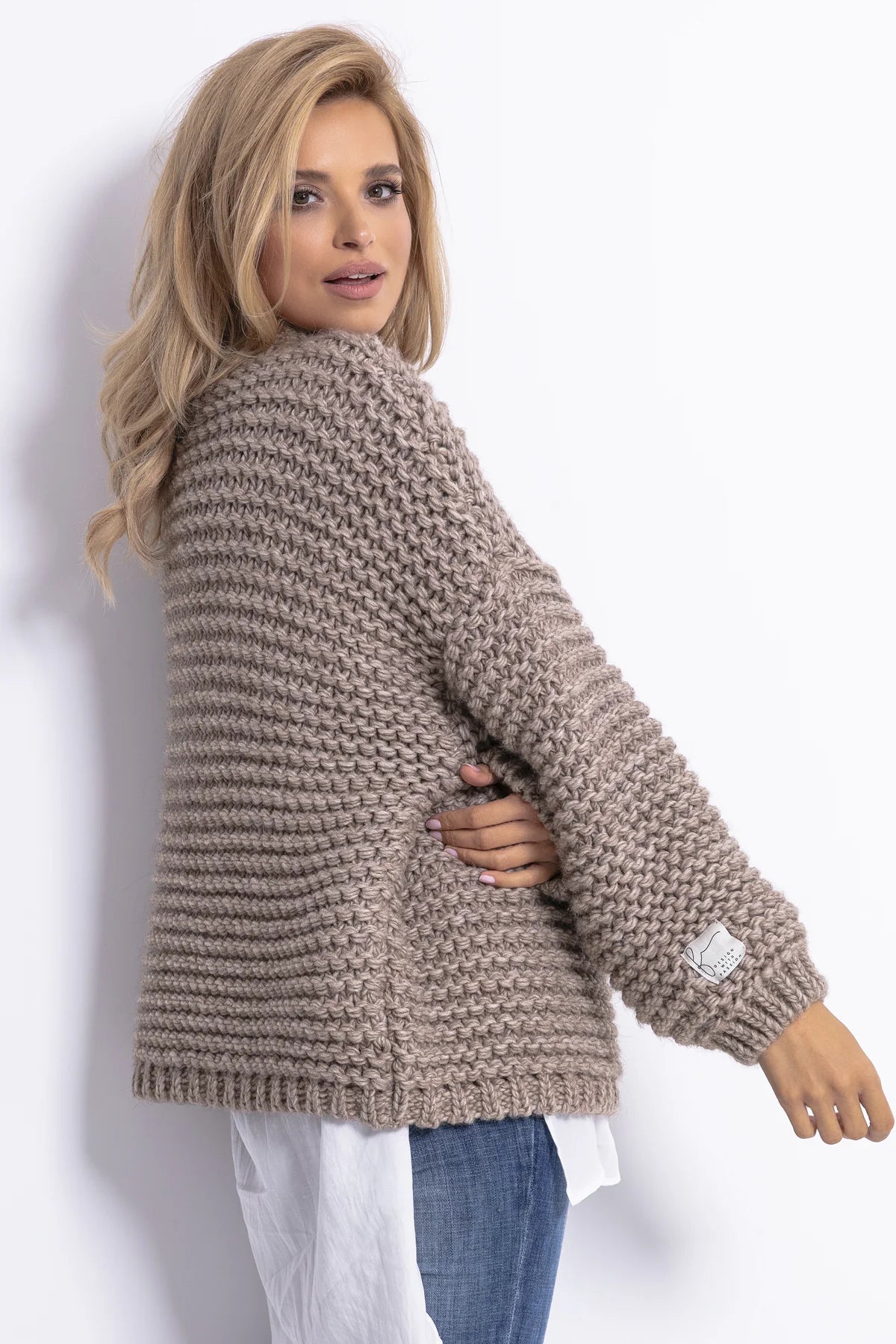 Oversize chunky knit sweater