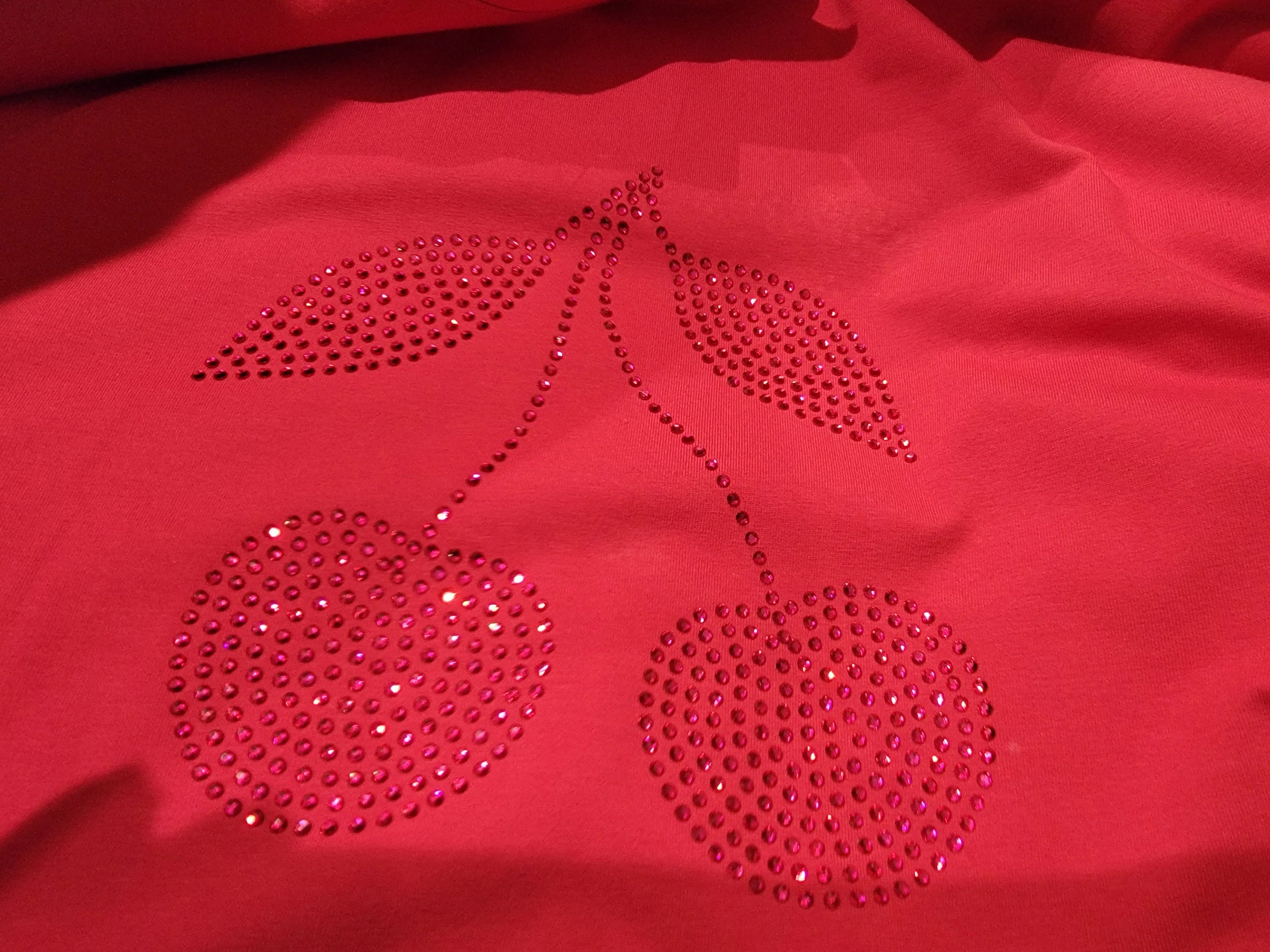 Pink t-shirt with Cherry