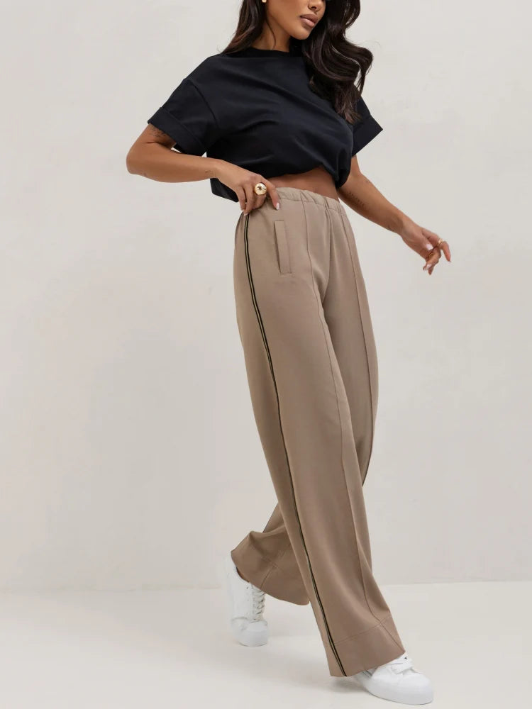 Wide-leg pants with Stripes