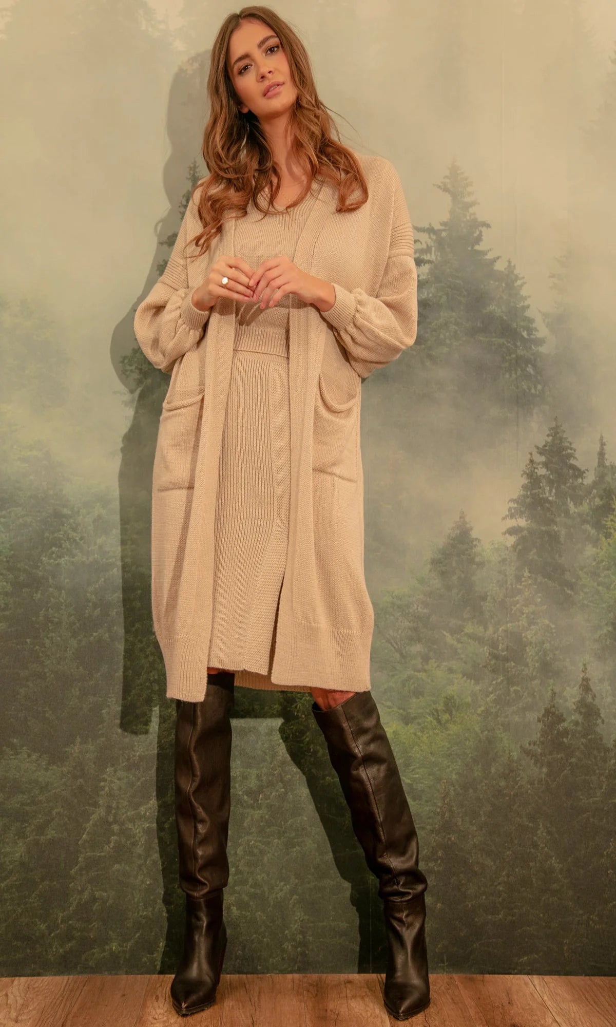 Set skirt, cardigan, top