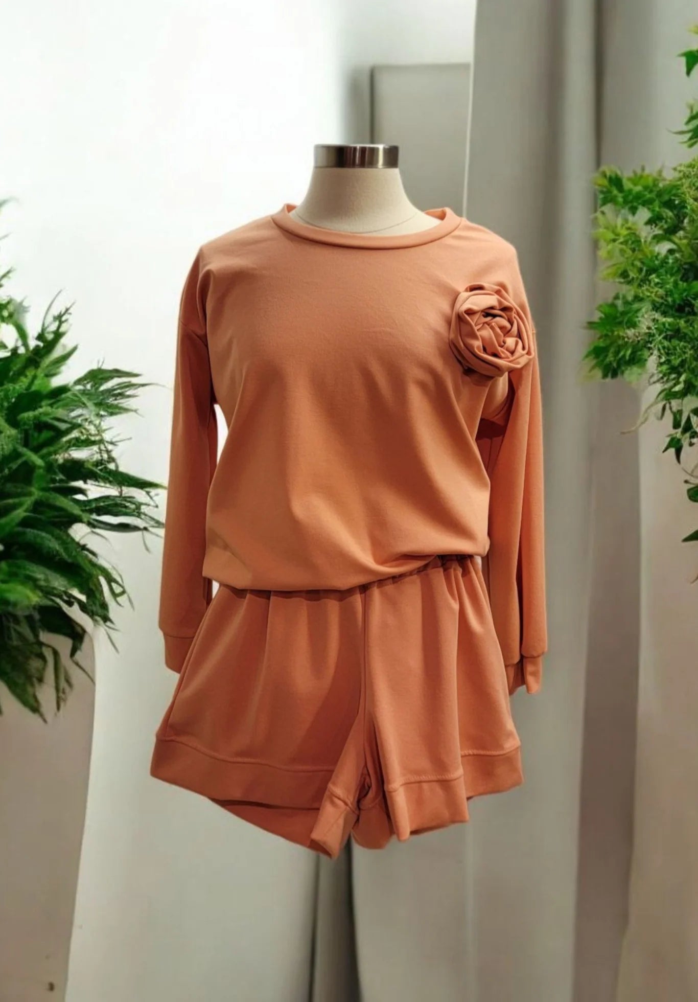 Peach Sweatshirt with rose - part of the set