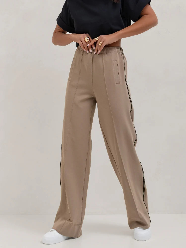 Wide-leg pants with Stripes