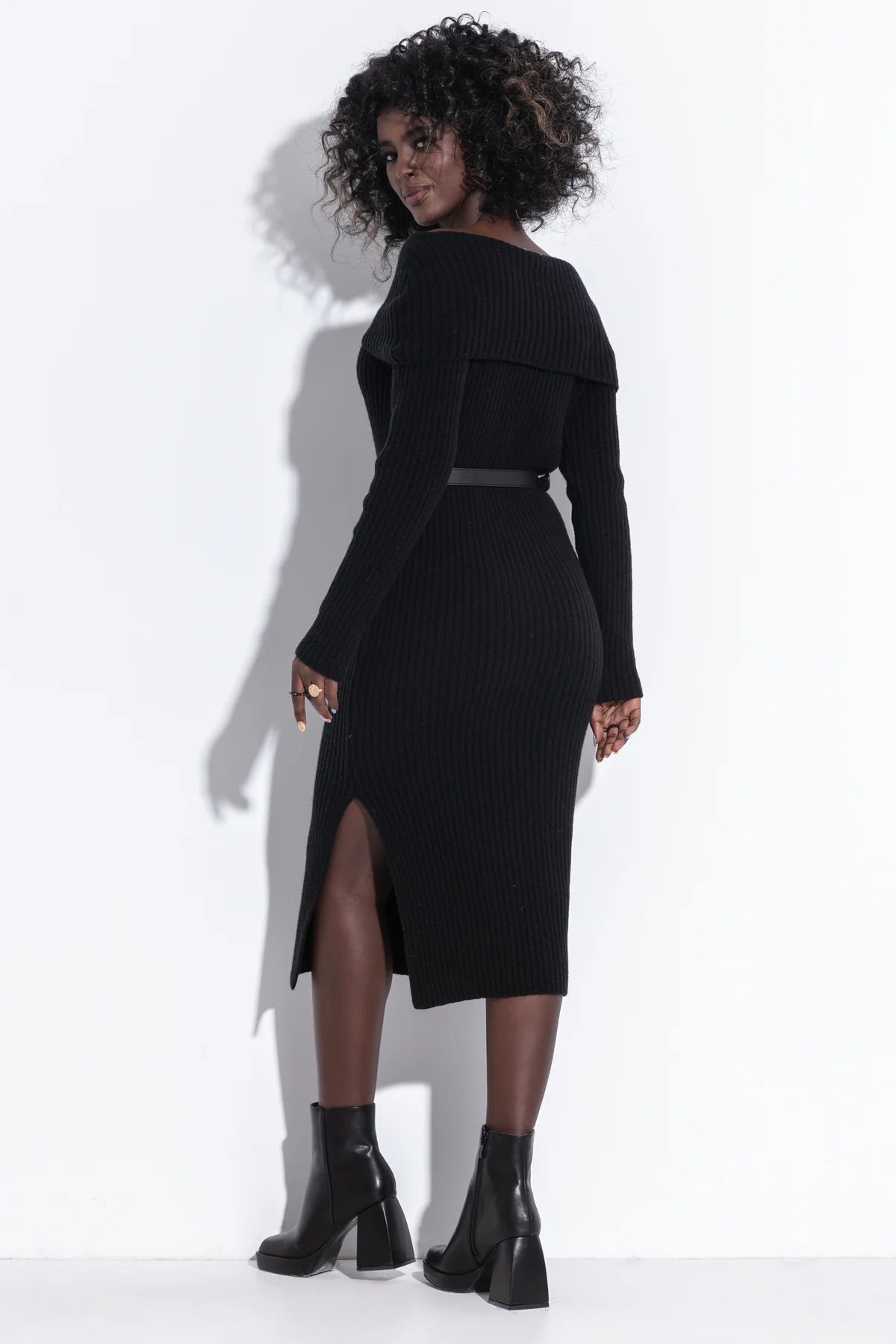 Wool Dress with boat neckline