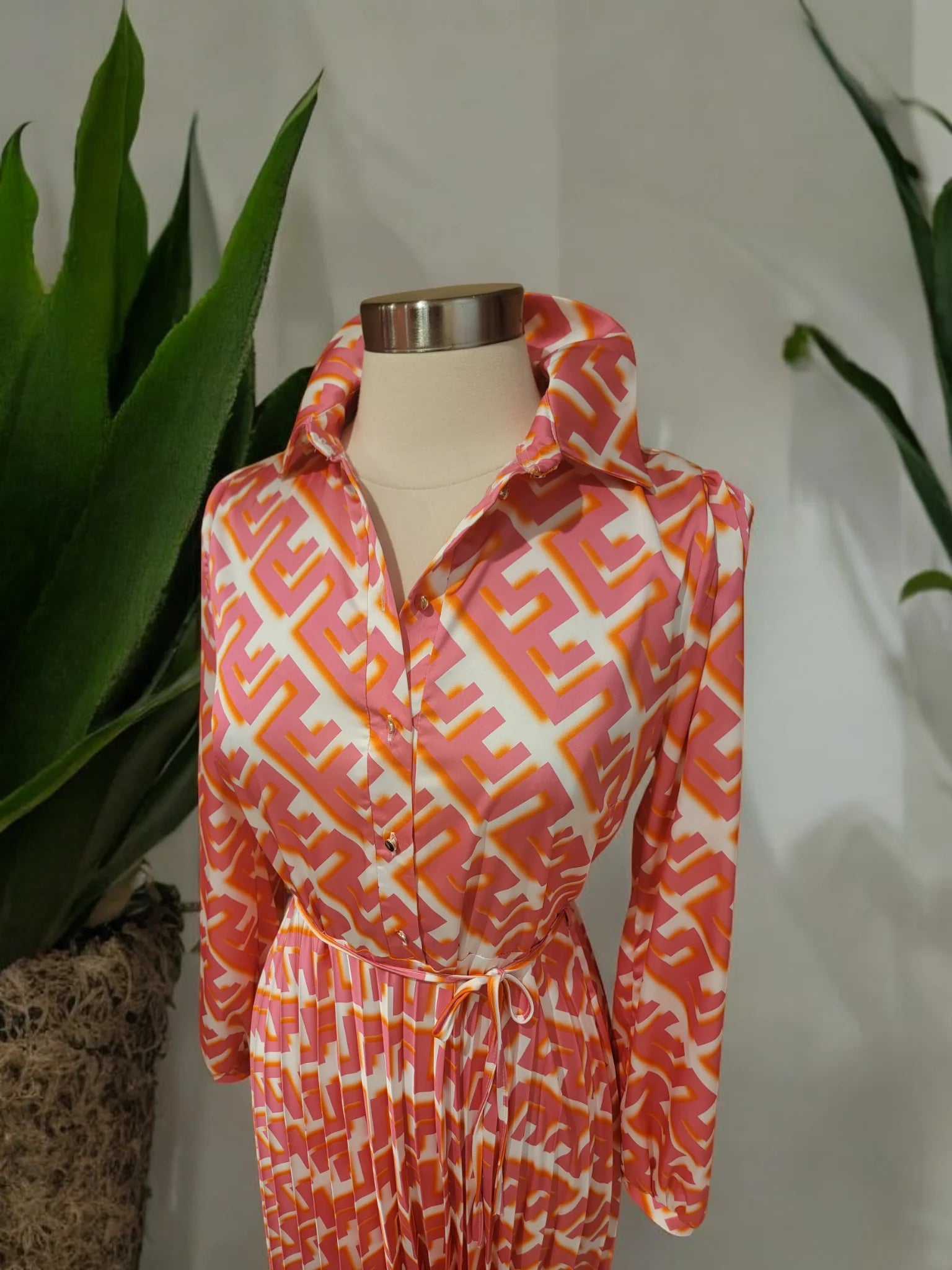 Pleated geometric print dress