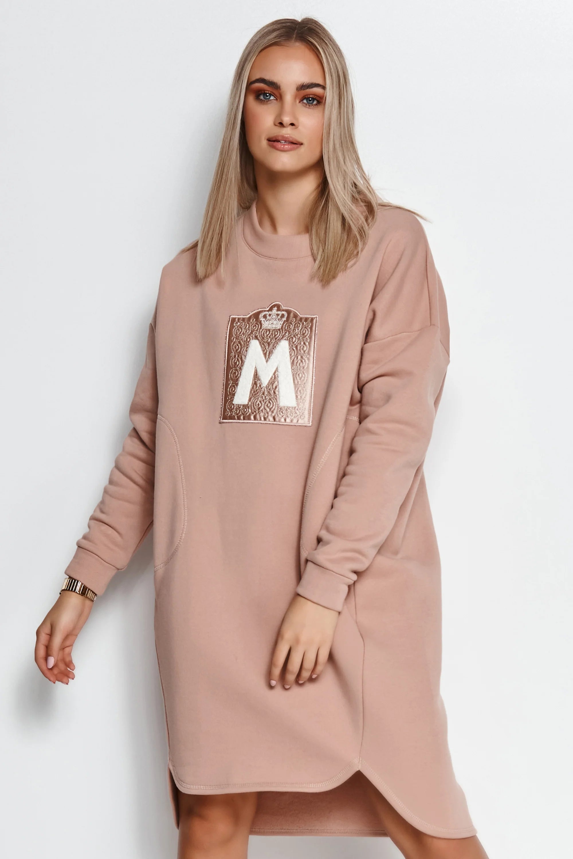 Sweatshirt dress with logo