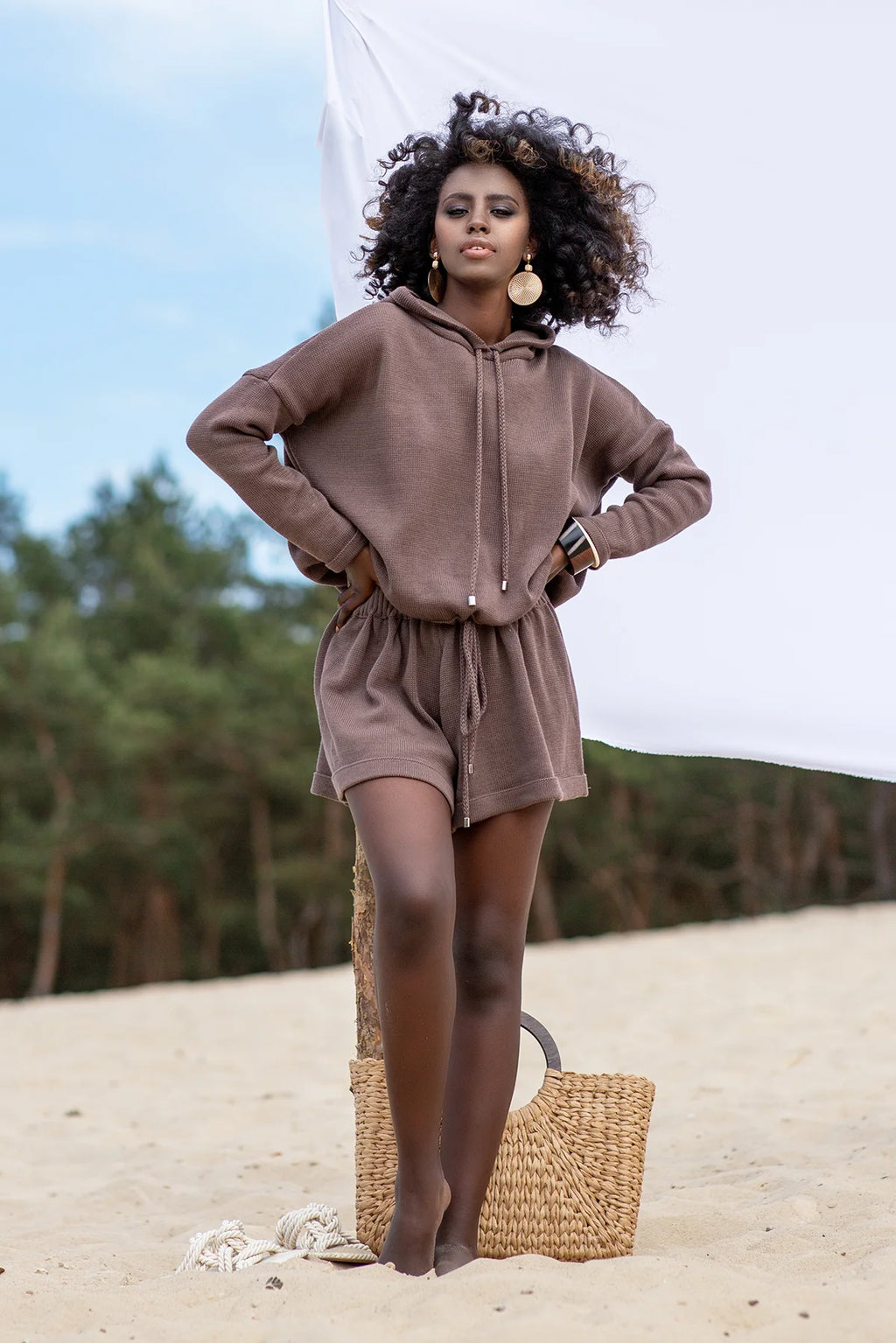 Sweater sweatshirt with hoodie